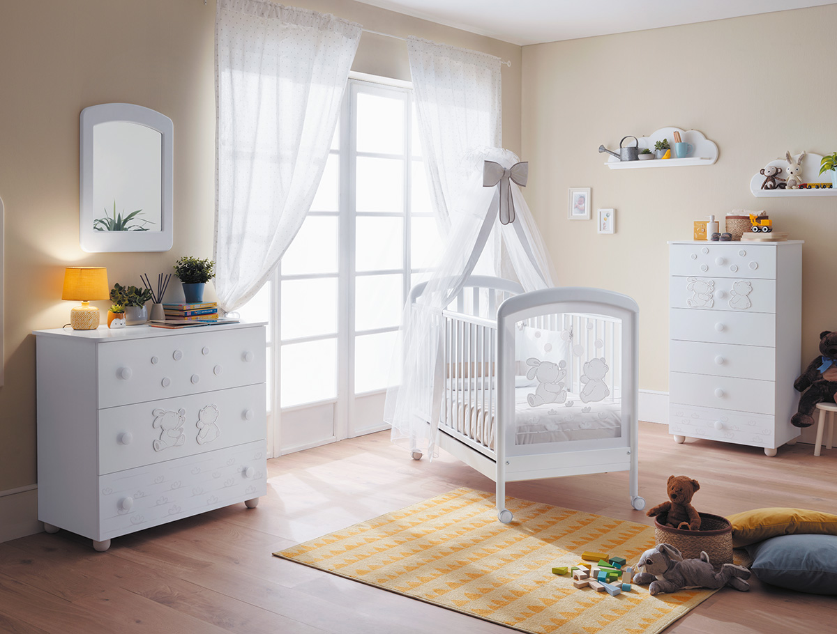 DIDI: Babymöbel mit Hase und Bär