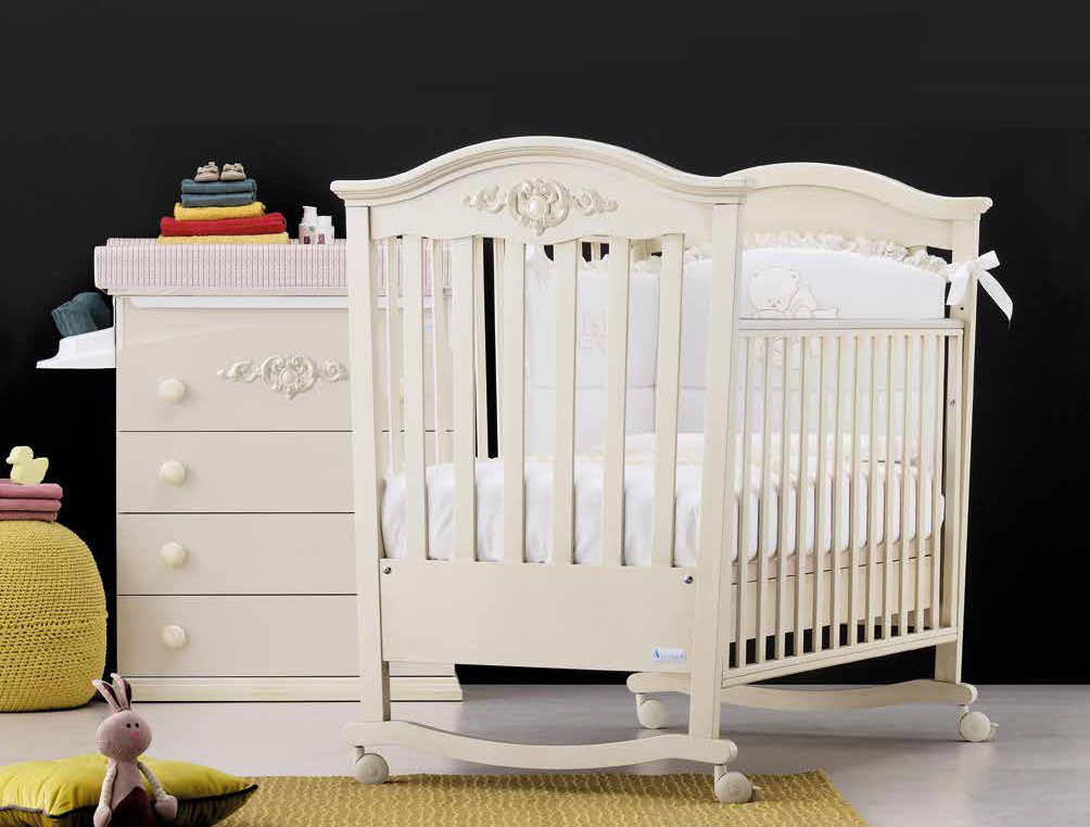 PREGIO: Anmutige Babymöbel